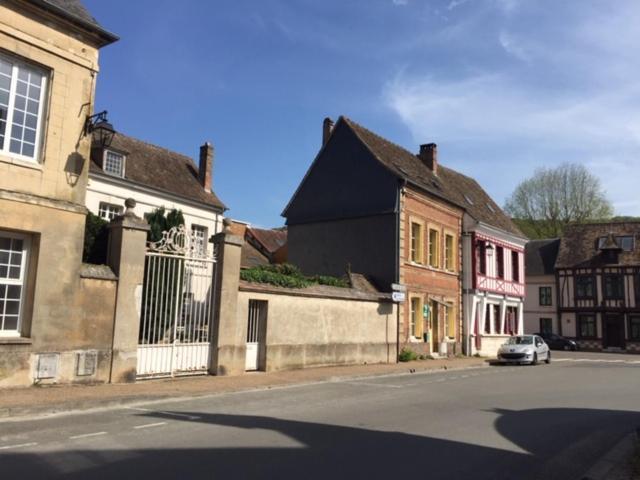 مبيت وإفطار ليزاندلي Chambre Saint-Sauveur المظهر الخارجي الصورة