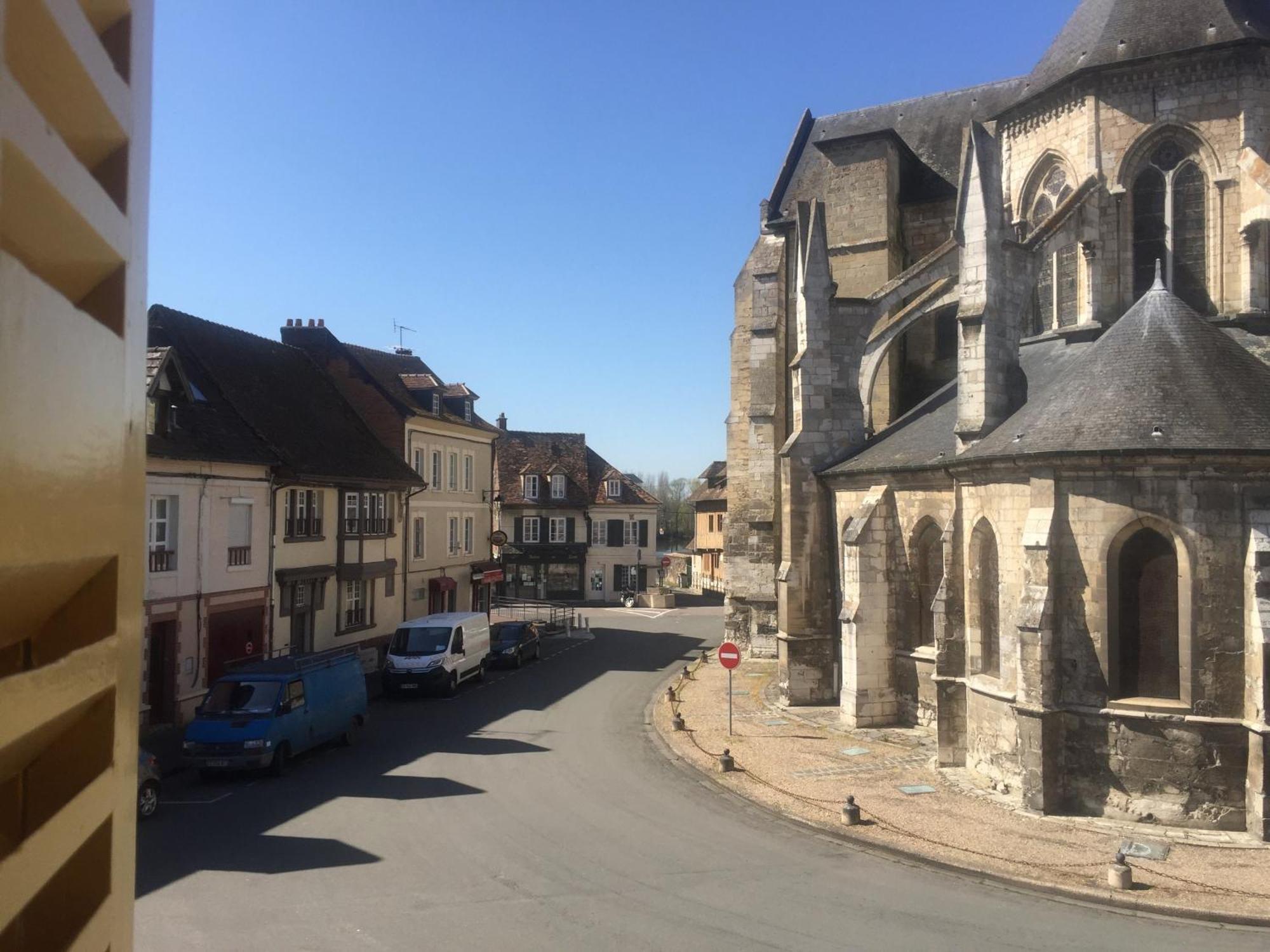 مبيت وإفطار ليزاندلي Chambre Saint-Sauveur المظهر الخارجي الصورة